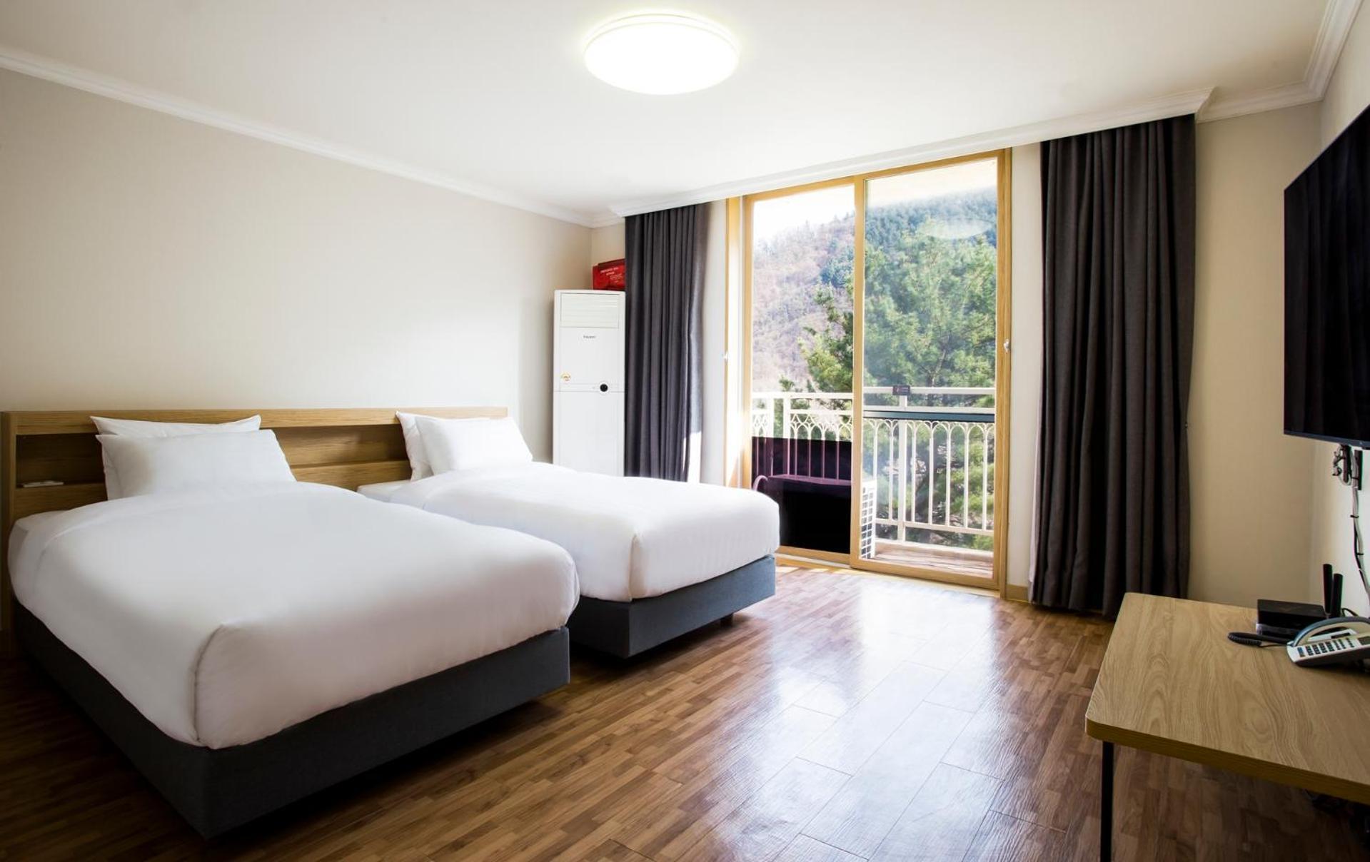 Kensington Resort Kaphjong Kültér fotó